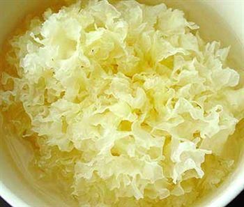 一分鐘保濕美白——好好國際化妝培訓(xùn)學(xué)校