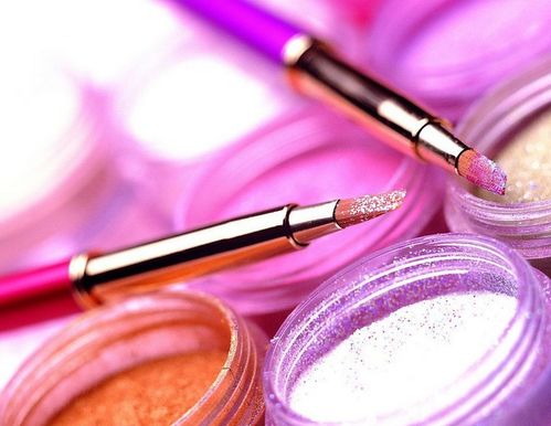 ���ӱ�e���yƷ�����