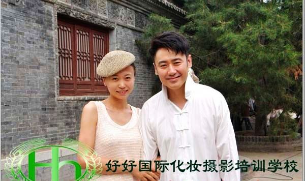 �úÇ��H���y�zӰ��Ӗ�WУУ�L�������պ����������պ�Ӱ����