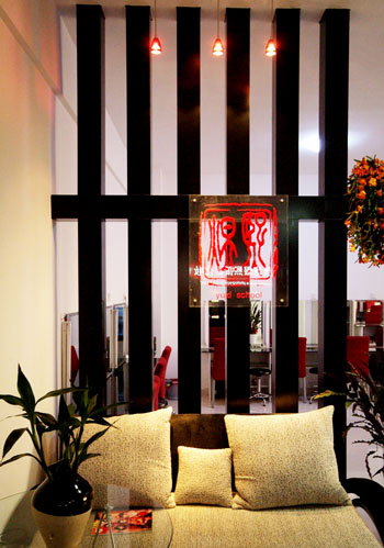 �H���zӰ���y�W(xu��)У