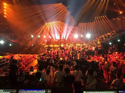 �R�������܌W(xu��)У:�҂�ֻ���B(y��ng)�M(j��n)�������ҕ�_(t��i)�ČW(xu��)��