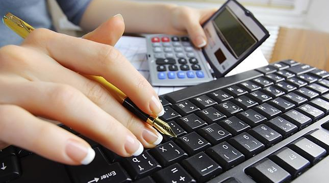  �H����(hu��)Ӌ(j��)�W(xu��)У�ļҺ�