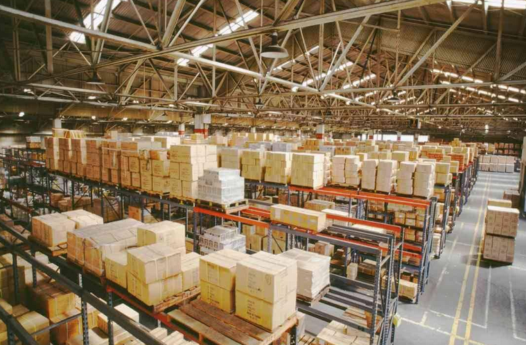 �H����������W(xu��)У�ļҺ�