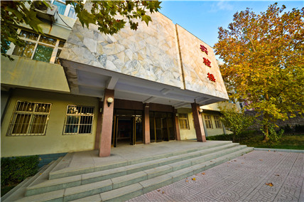 �R������W(xu��)У�͘I(y��)��r�ò�����