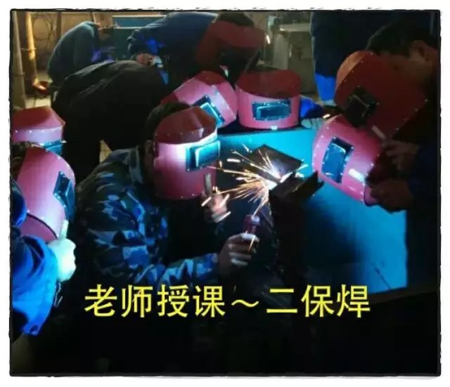 �x�񺸽ӌW(xu��)У���A���ӌ��I(y��)�����������~~~