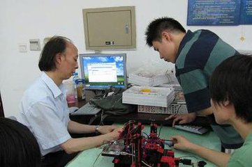 늚⹤�̼����Ԅ�(d��ng)����ʲô��