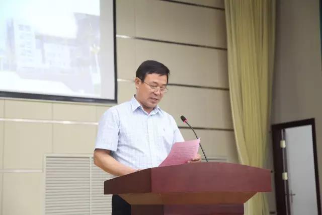 ɽ�|��·�����W(xu��)Ժ2017�ꃞ(y��u)��̎����M(j��n)���E��(b��o)���(hu��)