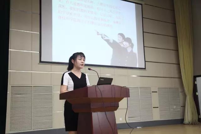 ɽ�|��·�����W(xu��)Ժ2017�ꃞ(y��u)��̎����M(j��n)���E��(b��o)���(hu��)