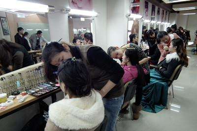 ���ӈ����Ͳ��������y������Ӗ�WУ��