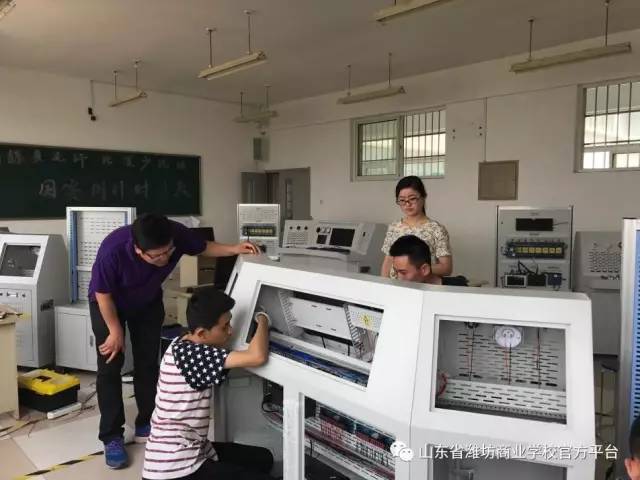 ɽ�|�H���̘I(y��)�W(xu��)У����2017��ȫ���I(y��)ԺУ���ܴ�ِ�Ы@��