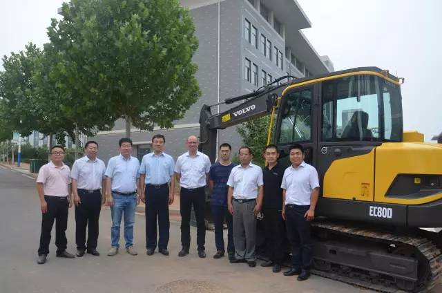 ɽ�|��·�����W(xu��)Ժ�c�֠��ֹ�˾�e��У��������s�xʽ��EC80D�ھ�C(j��)��ٛ�xʽ