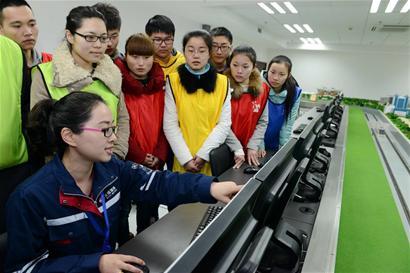 ���u�����I(y��)���g(sh��)�W(xu��)У�ĳ��Fͨ�ż��g(sh��)���I(y��)���W(xu��)��(x��)ʲô��