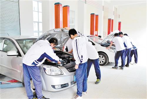 ���u�W(li��n)�I(y��)��Ӗ(x��n)�W(xu��)У����Щ��ɫ��(zhu��n)�I(y��)��