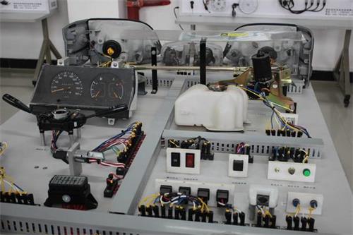 ��(j��)����ͨ��܇������Ӗ(x��n)�W(xu��)У����A(ch��)�W(xu��)�T���܌W(xu��)ʲô��