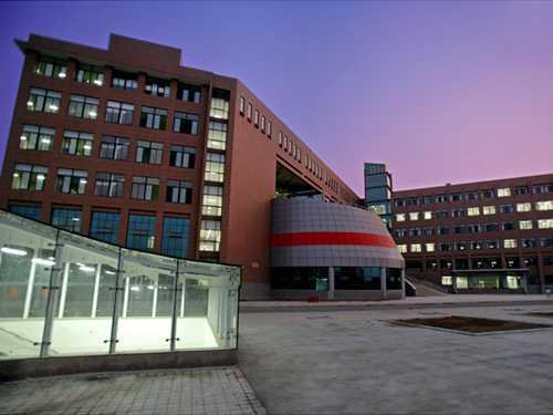 ɽ�|ؔ(c��i)��(j��ng)��W(xu��)�y(t��ng)Ӌ(j��)�W(xu��)Ժ�k�W(xu��)��(y��u)��(sh��)��ɫ����Щ