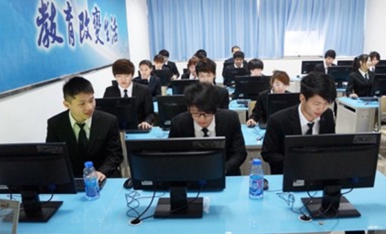 ���_(t��i)�������B�I(y��)��Ӗ(x��n)�W(xu��)У��ɫ���I(y��)����Щ��