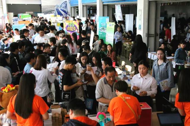 ���u��(sh��)�I(y��)���g(sh��)�W(xu��)Ժ�e��2018�î��I(y��)��У�@��Ƹ����