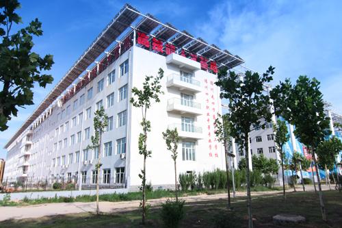 �������ķ��߼������W(xu��)У��ʲô�k�W(xu��)��ɫ���W(xu��)У���������