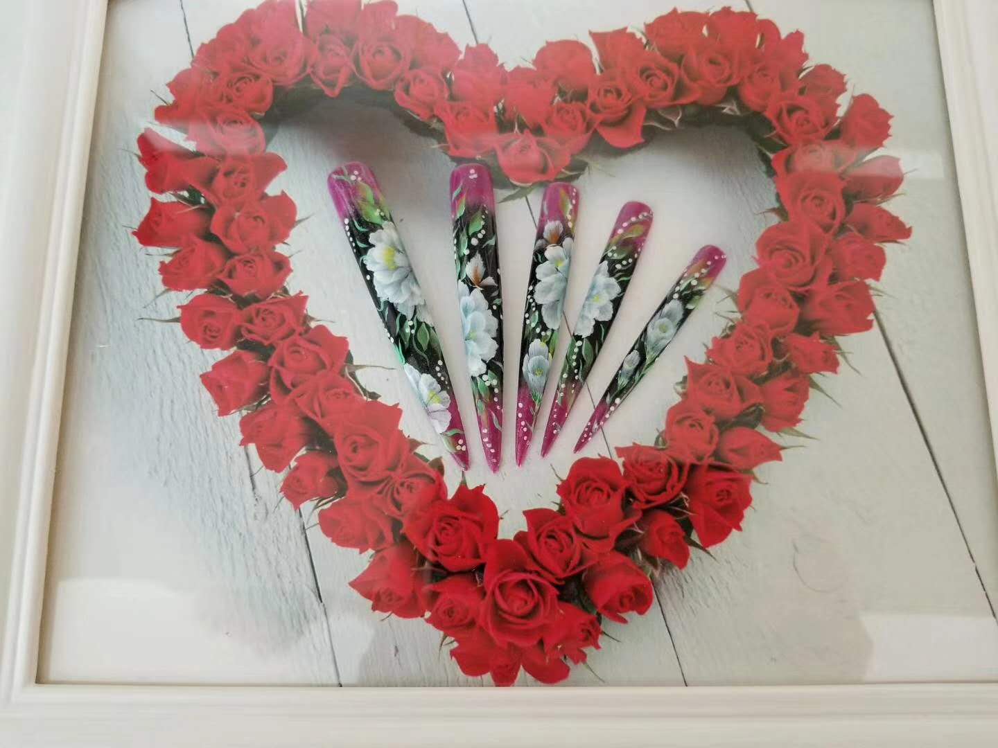 ���������������l(f��)�W(xu��)У������Щ������ɫ�n�̰���