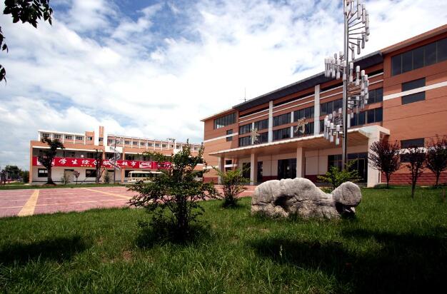 ��ɽ�|���������W(xu��)Ժ����ЩҪ����