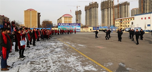 ���f��������ɽ�|�|�I(y��ng)���˾���W(xu��)У¡���e����ĩ���ô��(hu��)�߼��L(zh��ng)��(hu��)