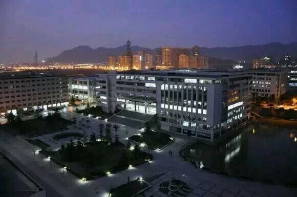 ���u���ǿƼ��W(xu��)Ժ�Ľ̌W(xu��)ģʽ����ô�ӵ���