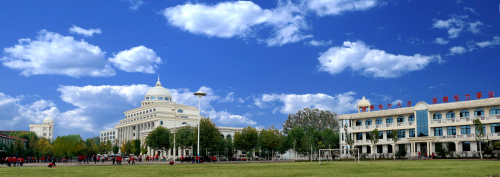 �R������W(xu��)У��ʲô�ӵČW(xu��)У��