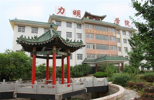 ɽ�|�����t(y��)�o(h��)�߿��W(xu��)У��ô�ӣ�