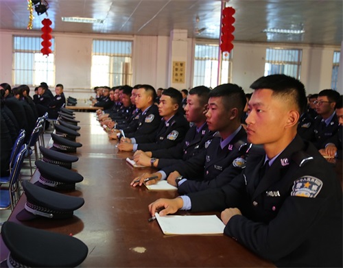 ɽ�|�|�I���˾���W(xu��)У¡���e�С����M���I(y��)�� �ل�(chu��ng)���x�͡��ӆT���