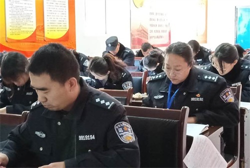 ɽ�|�|�I(y��ng)���˾���W(xu��)У�̎����_�n���(d��ng)����Y(ji��)��