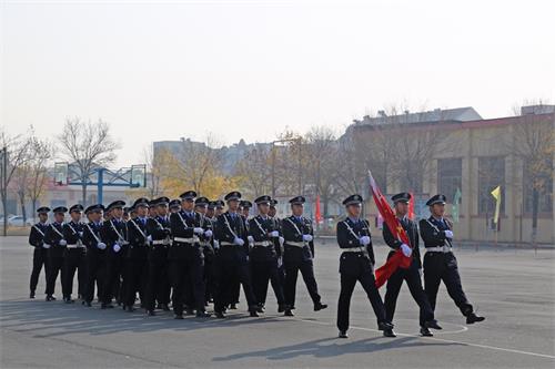 ɽ�|�|�I(y��ng)���˾���W(xu��)У��(gu��)���µ��vԒ�������o(j��)�ɽ�����