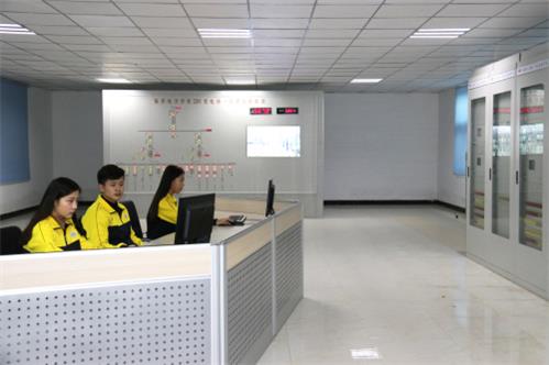 �R������WУ�W���ܫ@��ʲô���I(y��)�C����