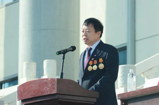 �R������W(xu��)У