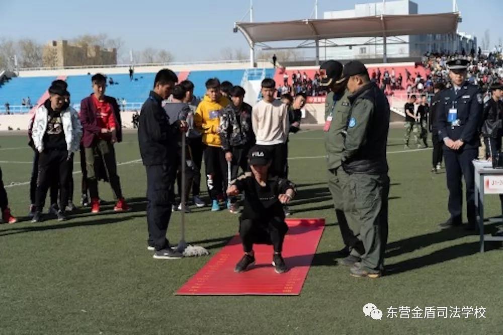 ɽ�|�|�I���˾���W(xu��)У���ڸ߿�����������ܿ�ԇȡ��ͻ���ɿ�  