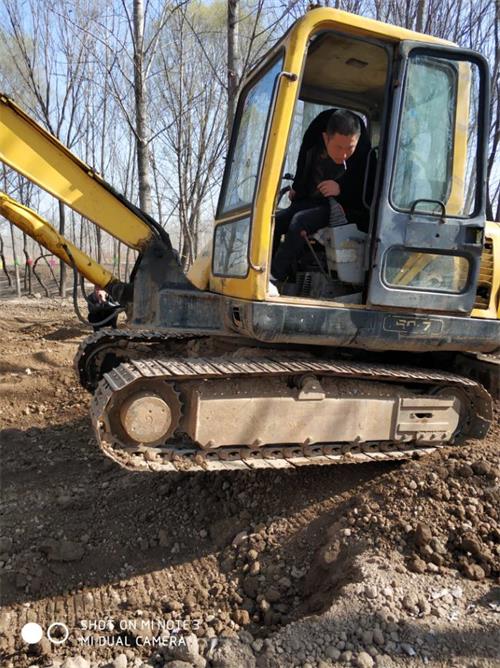 �����ھ�C��Ӗ(x��n)�W(xu��)У�W(xu��)��ʳ����ô��Q��