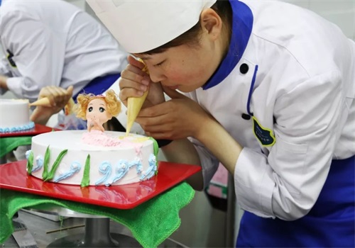 �W(xu��)����Ʒ���� �́�(l��i)ɽ�|�{(l��n)���I(y��)�W(xu��)У��