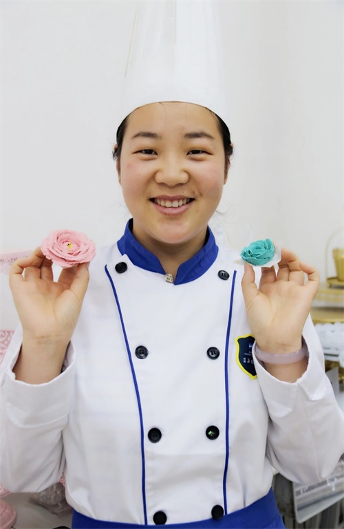 �W(xu��)����Ʒ���� �́�(l��i)ɽ�|�{(l��n)���I(y��)�W(xu��)У��