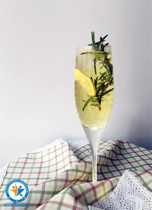 ���u�M�����I(y��)��Ӗ(x��n)�W(xu��)У���{(di��o)���n�̆���