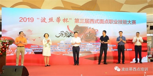 �����á����z�ٱ������c��(chu��ng)�´�ֱِ��ҕ�l�c���^���f���ܵ��V���Pע   