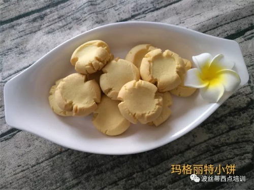 ���_(t��i)���z�ٌW(xu��)У���e���c(di��n)���ư�