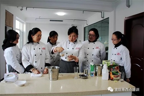 ���_���z�ٌWУ�����ڷš��r�� ��Ԫ�듌���c������n����