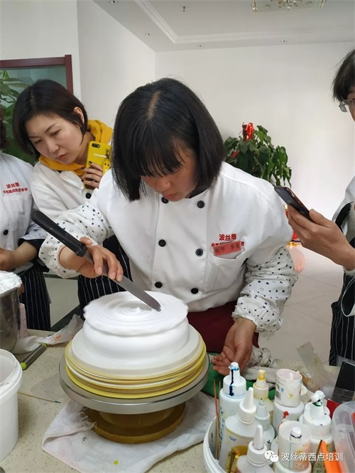 ���_���z�ٌWУ�����ڷš��r�� ��Ԫ�듌���c������n����