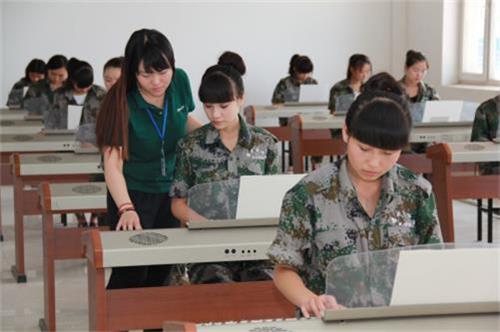 �������ķ��߼�(j��)�����W(xu��)У�к��k�W(xu��)��(y��u)��(sh��)��