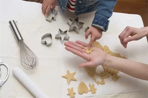 ����С�W(xu��)�����ȥ���������_���z�ٌW(xu��)У���c�決���w����_ʼ�����D��