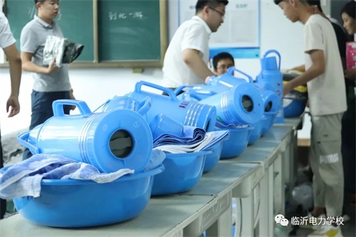 �R������W(xu��)У�_�W(xu��)������Ҋ��������