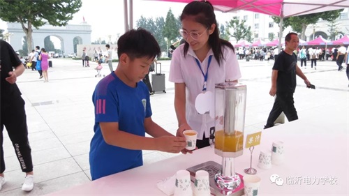 �R������W(xu��)У�_�W(xu��)������Ҋ��������