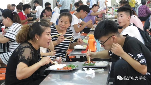 �R������W(xu��)У�_�W(xu��)������Ҋ��������