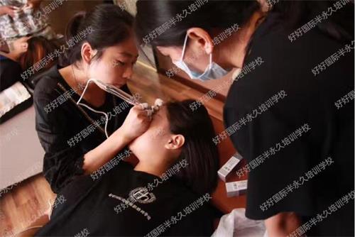 �Ͳ�����^(q��)�úû��y�zӰ�I(y��)��Ӗ(x��n)�W(xu��)У�������n����ô����