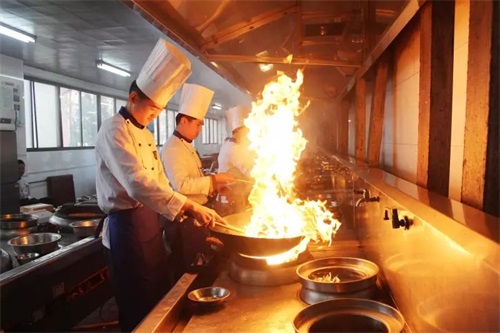 �W��տ���g ����󎟣��{���I(y��)�WУ�����Ӗ������ͥ�Nˇ�����������