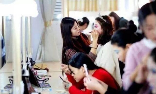 ���_�����W(xu��)У�܈�߼�������Ҫ����ʲô��